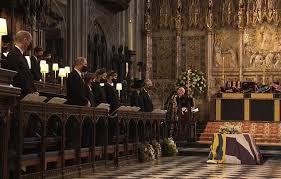 George's chapel, within the grounds of windsor castle, was attended by 30 people including members of the royal family. S6p 07hijqqdkm