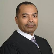 Pamela Zdunek's Instagram, Twitter & Facebook