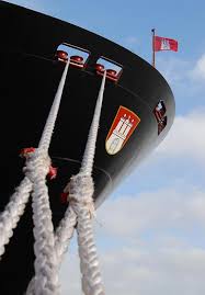 Pin Von Carminepaolo Marzico Auf Schiffe Navi Hamburg Flagge Hamburg Hamburg Sehenswurdigkeiten