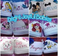 Guarda Questo Articolo Nel Mio Negozio Etsy Https Www Etsy Com It Listing 862929824 Scarpe Da Culla Per Neonato Dipin Culle Per Neonati Scarpe Neonato Scarpe