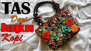 Tas anyaman karpet anyaman dll. Membuat Tas Cantik Dari Bungkus Kopi Snack Edisi Lengkap Dan Detail Youtube