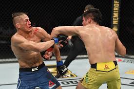 Luque levels perry's nose with flying knee. Vicente Luque Demuele A Price Abriendo Ufc 249 Ufc
