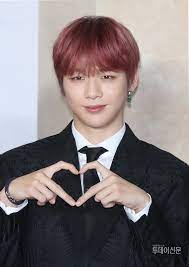 강다니엘 씨가 우리 프로그램 티저 촬영할 때부터 애정을 보였고 되게 나오고 싶어 했다. ê°€ìˆ˜ ê°•ë‹¤ë‹ˆì—˜ ìš°ìš¸ì¦ ë° ê³µí™©ìž¥ì•  ê³ í†µ í˜¸ì†Œ í™œë™ ì¼ì‹œ ì¤'ë‹¨ íˆ¬ë°ì´ì‹ ë¬¸
