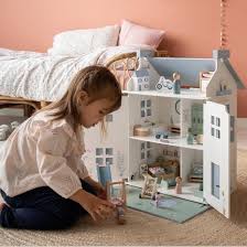 Vor allem bei mädchen sind puppenhäuser und puppenstuben schon seit jeher überaus beliebt. Little Dutch Kinder Holz Puppenhaus 20 Teilig Ld4466 Lanalu Boys And Girls