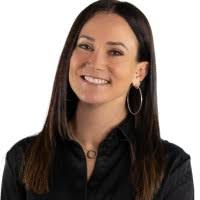 700+ "Bowler)" profiles