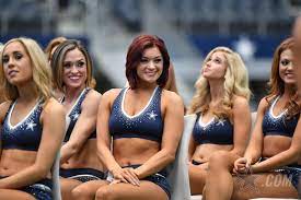 Holly P Professional Cheerleaders Cheerleading Pictures Football Cheerleaders
