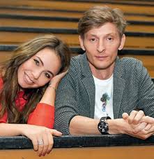 Zhena Pavla Voli Lyajsan Utyasheva Deti Svadba Foto Zheny Yumoristov Ego Zhena Zheny Znamenitostej
