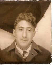 Anthony Andreozzi's Instagram, Twitter & Facebook