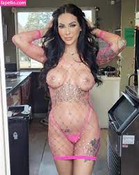 Victoriasweetheart_03  Vikkidoll  https: Nude Leaked OnlyFans Photo #4 -  Fapello
