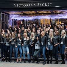 After finding a size 30a bra she wore while modeling. What It S Like Working At Victoria S Secret Popsugar Beauty