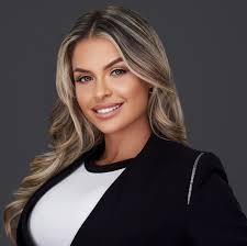 Rohan Oza Of CAVU Consumer Partners Acquires Waterfront Home From Yanina  And Alex Sapir For $9.8M