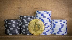 It does not rely on a central server to process transactions or store funds. Bitcoin Ethereum Co Hande Hoch Uberfall Golem De