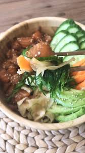 Salmon Poke Bowl Video Healthy Bowls Recipes Healthy Recipes Sushi Bowl Recipe