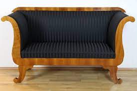 Verkauft wird ein altes biedermeiersofa. Biedermeier Sofa In Kirschbaum Massiv Handgefertigtes Stilmobel