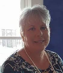 Beth Touchton's Instagram, Twitter & Facebook