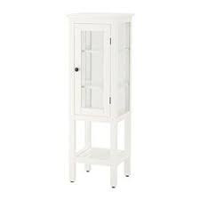 Szekrenyek Es Vitrinek Tarolorendszerek A Nappaliba Ikea Glass Cabinet Doors Hemnes Ikea