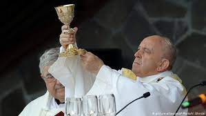 Mai puțin cunoscuți la ei acasă, aceștia primesc și aduc totodată din partea vaticanului recuoașterea dramei românilor răpuși în spatele. De Ce A Venit Papa Francisc In Romania Si Despre Ce Nu Au Vrut Politicienii Sa Vorbeasca Ziare Com Vocile CelorlalÅ£i Dw 04 06 2019