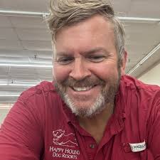 What are some gift ideas for new homeowners in Murray Hill?