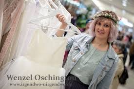 Ab sofort starten wir unseren großen lagerabverkauf im brautmodenbereich. Fraulein Liebe Weddingfashion Magdeburg Irgendwo Nirgendwo