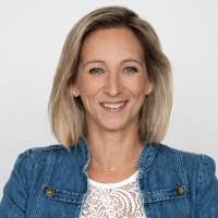 8200+ "; ) Sandra" profiles