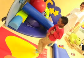 A cinque anni balla sulle note di Justin Bieber dopo il coma