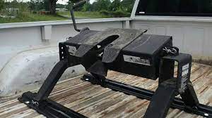 There are several hitch components and factors to consider when looking for a hitch: Fifth Wheel Hitch Installation Youtube