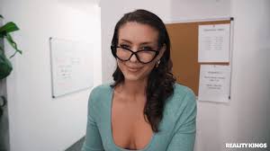 Japanese Bikini Massage Sakura Misaki