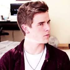 YouTubeLover/Nerd! 😸 (DamnBlueBerries)