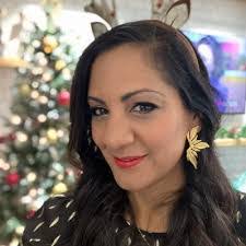 Beth Grossman's Instagram, Twitter & Facebook