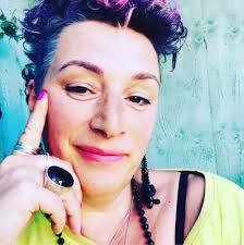 Love Thy Body: Real Life Stories Volume 1: Amazon.co.uk: Bland, Laura,  Novelli, Serena, Bonasera, Ana Louise, Atkinson, Allie, Peddle, Amanda,  Roper, Anupa, Friend, Claire, Wallace, Emma, Warman, Faye, Hitchin, Holly:  9798559895284: Books