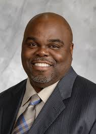 Damian Evans's Instagram, Twitter & Facebook