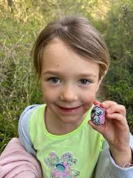 Found this absolute cutie ( I actually saw her hiding it 🫣) but had to  take a pic and show some love. It's now been re hidden where she originally  left it