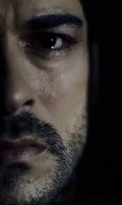 Pin By Elizabeth Kiomall On Burak Ozcivit Actor Cute Boys Images Turkish Actors Turkish Beauty