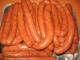Nos Merguez Et Nos Saucisses Maison Bienvenue Merguez Recettes De Cuisine Repas Avec Saucisse