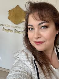 On air. Voice. Focus. Truth. 🎙️ #voice #onair #artistlife #presence  #radiomoment