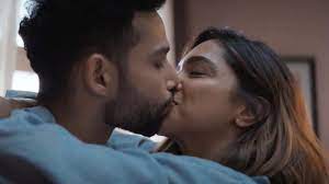 Siddhant reveals chachaji's funny reaction to kiss with Deepika in  Gehraiyaan | Bollywood - Hindustan Times