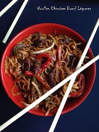Nouilles Chinoises Sautees Au Boeuf Et Legumes Nouilles Sautees Au Boeuf Nouilles Chinoises Recette Asiatique
