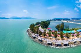 Minibars, room service, and free bottled water are among the other. Rockbund Fishing Chalet Hotel Pangkor Deals Photos Reviews