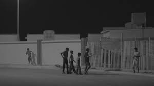 Y se producen entre 1 y 3 millones de casos de niños que se escapan y viven en las calles de los estados unidos. Imagenes Del Documental Soles Negros Pagina 3