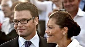 Kongen skal føre kronprinsesse Victoria til alteret