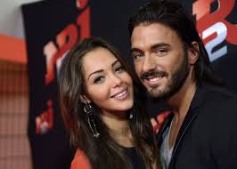 Diffusé le 25/11/11 sur tf1 , nabilla arrive à partir de… Nabilla Benattia French Reality Star Held After Boyfriend Allegedly Repeatedly Stabbed The Independent The Independent