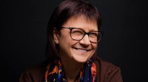 Toni Carrier's Instagram, Twitter & Facebook