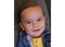 Melissa Vanhouten's Instagram, Twitter & Facebook