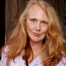 Denise Bondy's Instagram, Twitter & Facebook