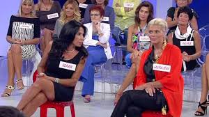 L'ex tronista del trono classico. Carolina Marconi Guarda La Mamma Soraya Tronista A Uomini E Donne People