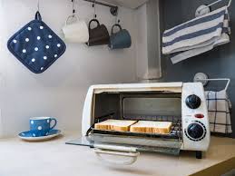 Toaster ovens come in different varieties, and what you might end up purchasing should fit your objectives. 7 Best Under Cabinet Toaster Ovens Wow It S Veggie