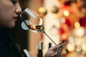 Thưởng Vang Đúng Điệu