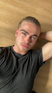 Maria Mango's Instagram, Twitter & Facebook