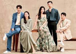Lee min ho can establish good chemistry with people he shares the screen with most of the time. Lee Min Ho And Kim Go Eun Joke Around Between Takes On The King Eternal Monarch Set The Independent Singapore News