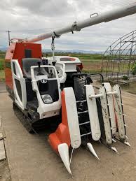 コンバイン 小型